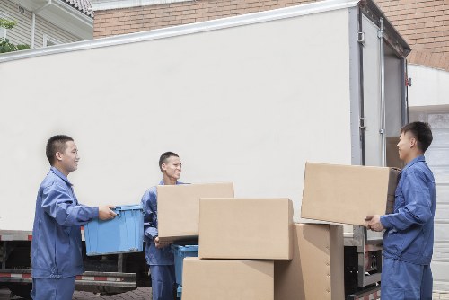 Local transfer station handling sorted recyclable waste